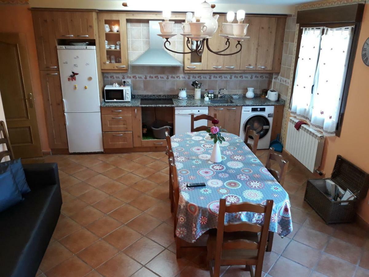 Vivienda Turistica San Martin Apartment Sotes Ngoại thất bức ảnh